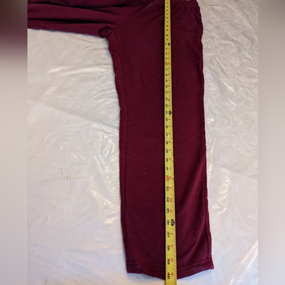 Comfy Athleisure Burgundy Pants, Size Women L - Picture 9 of 11